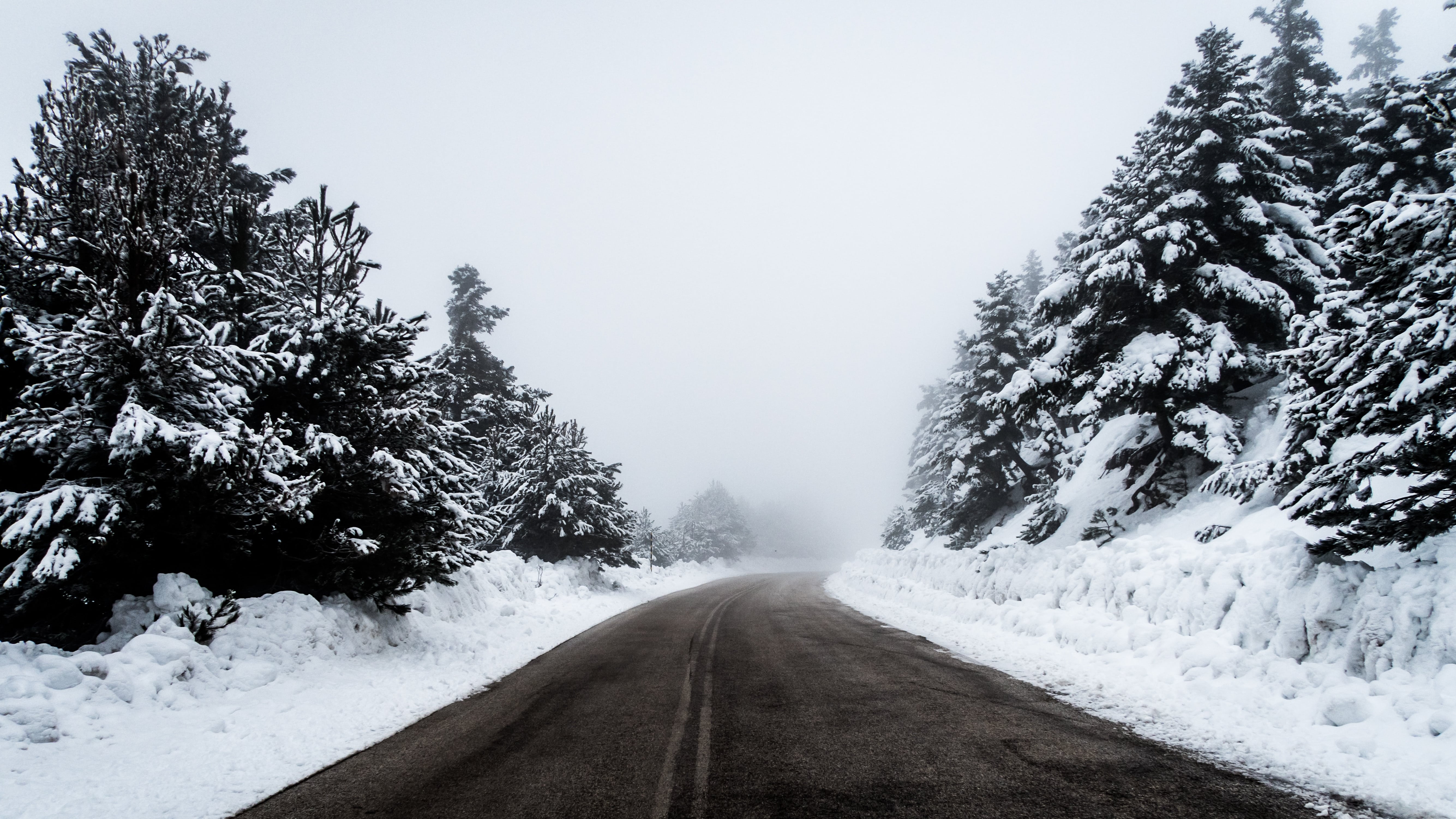 How to Stay Safe on the Roads in the Winter feature image